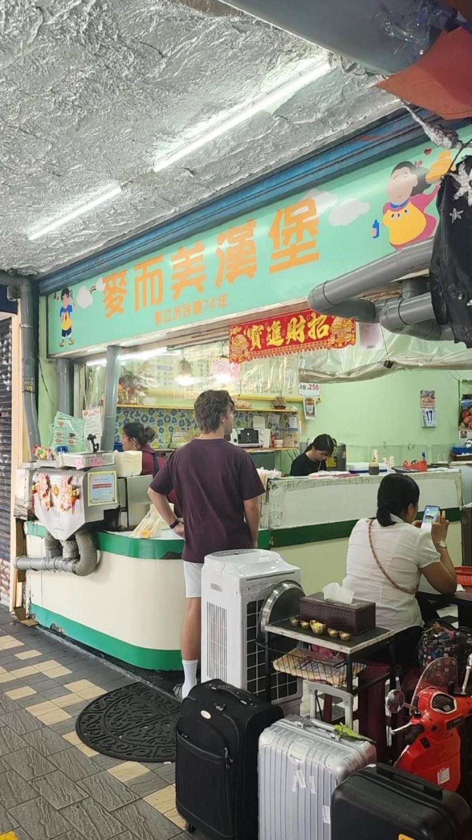 Meworld Hotel - Ximen Tajpej Kültér fotó